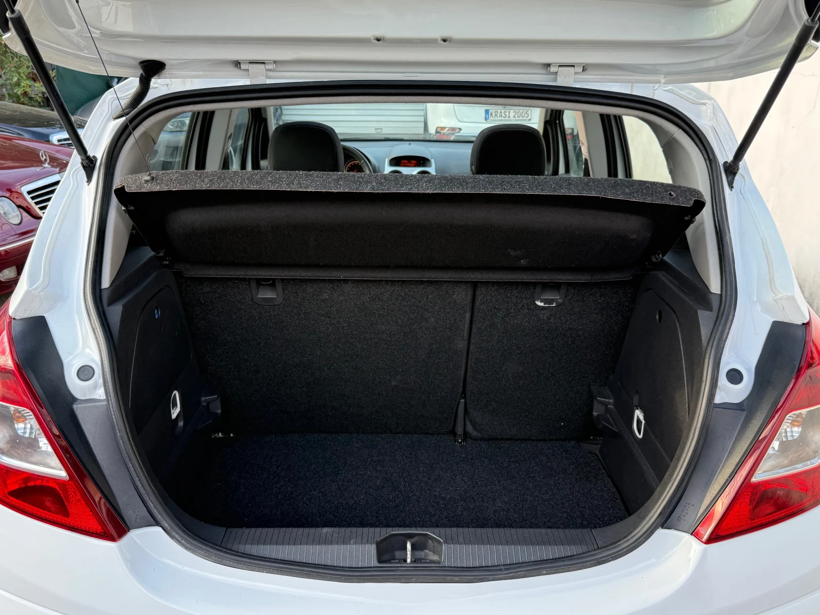 Opel Corsa 1.2I PANORAMA FACELIFT ГАЗОВ ИНЖЕКЦИОН | Mobile.bg — изображение 16