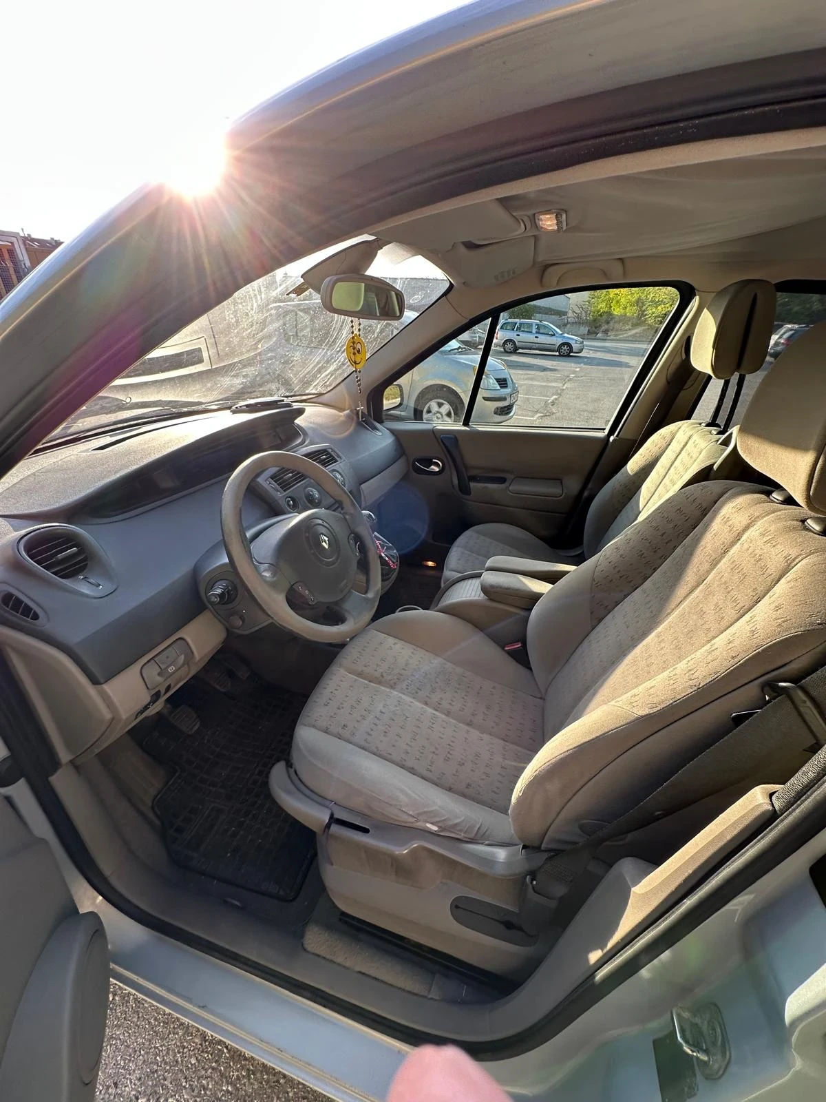 Renault Scenic  - изображение 8
