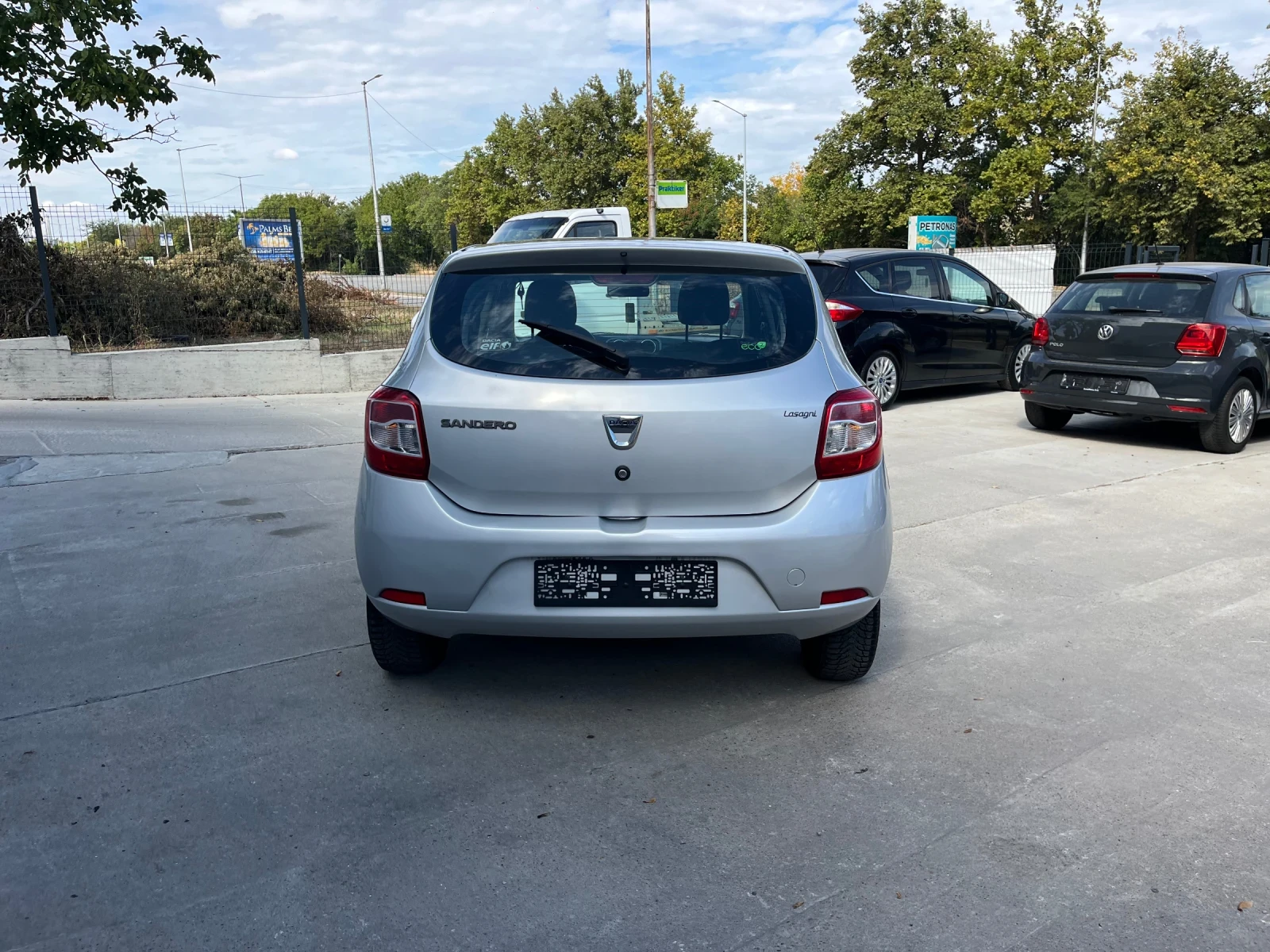 Dacia Sandero 1.5dci - изображение 6
