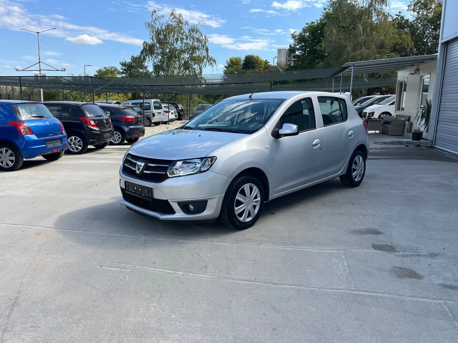 Dacia Sandero 1.5dci - изображение 3