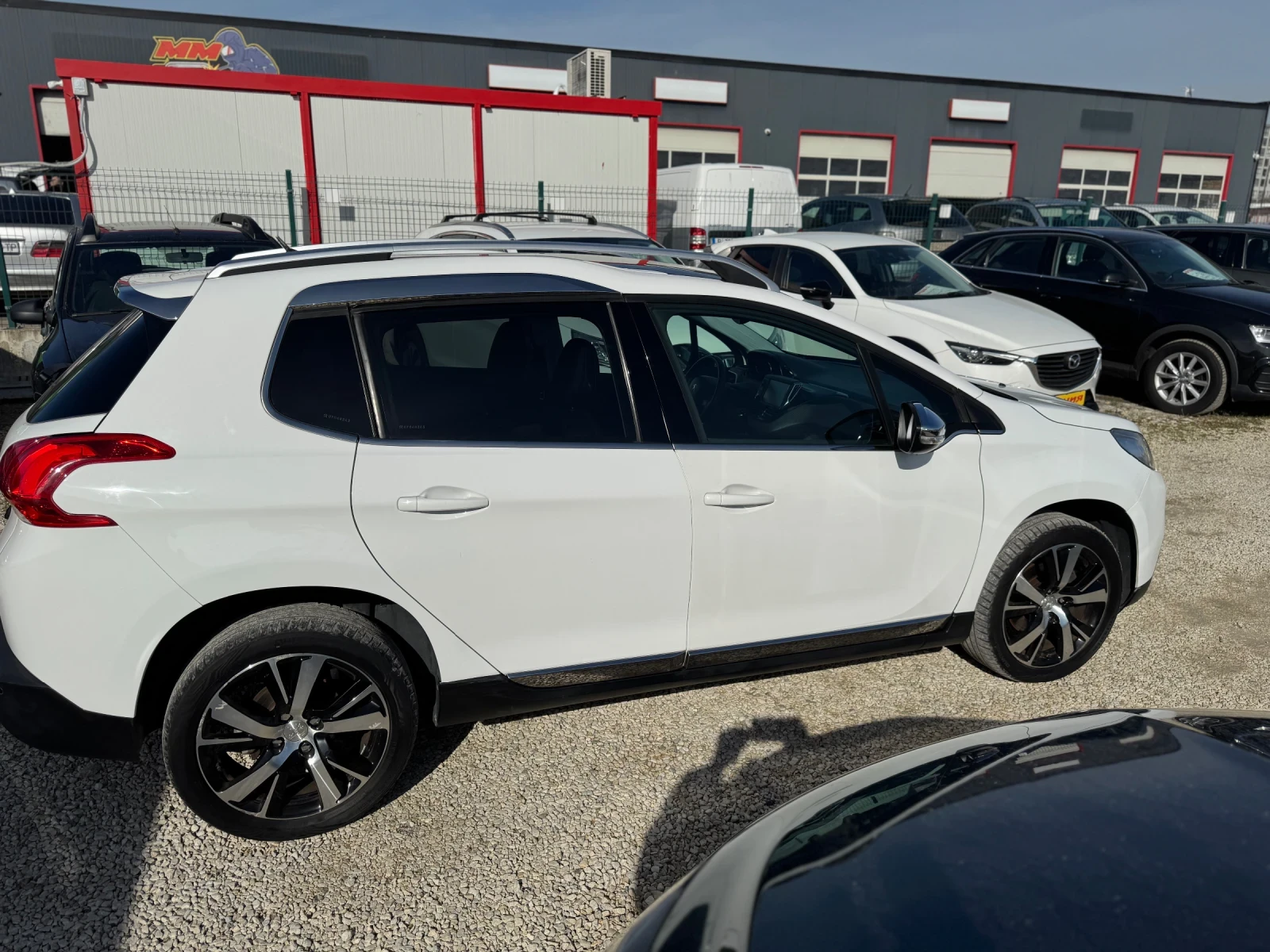 Peugeot 2008 1.6HDI ALLURE - изображение 6