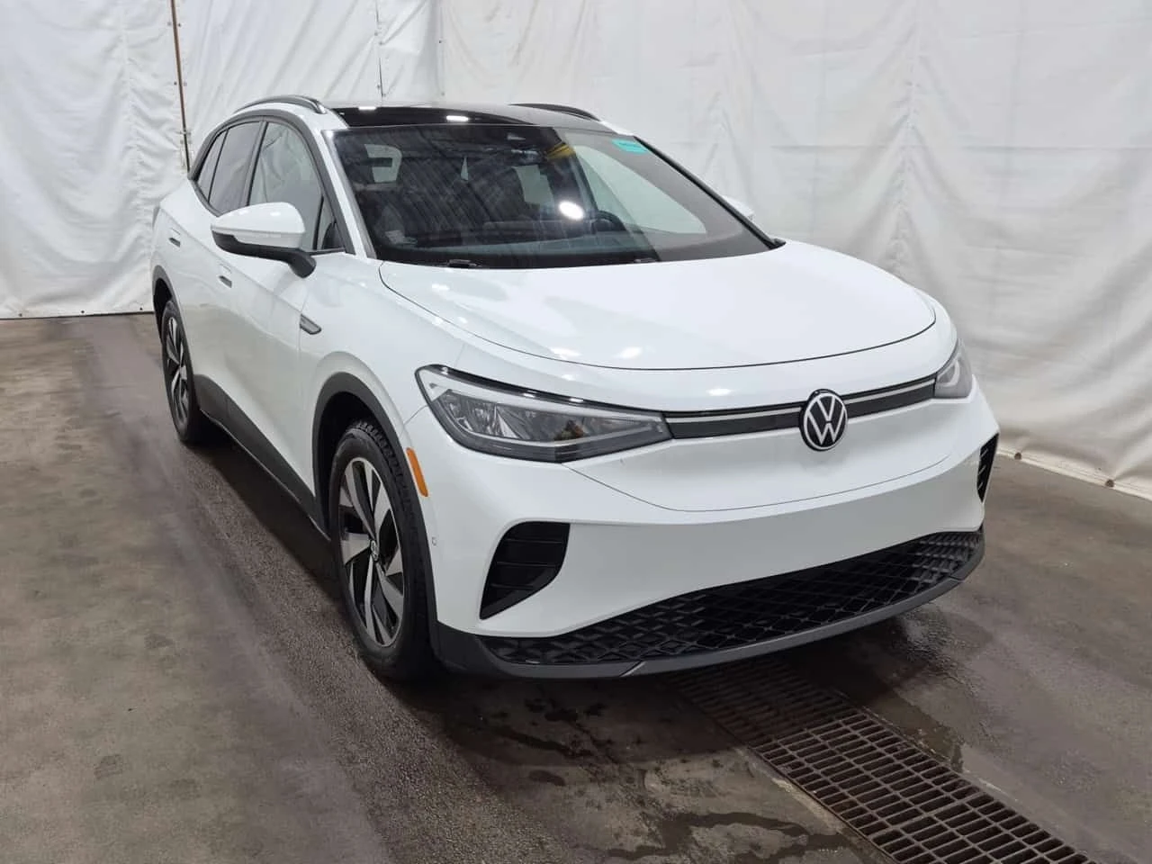 VW ID.4 PRO AWD * ПАНОРАМА* 2 КЛЮЧА* АМБИЕНТ* CARFAX * , снимка 2 - Автомобили и джипове - 53712899