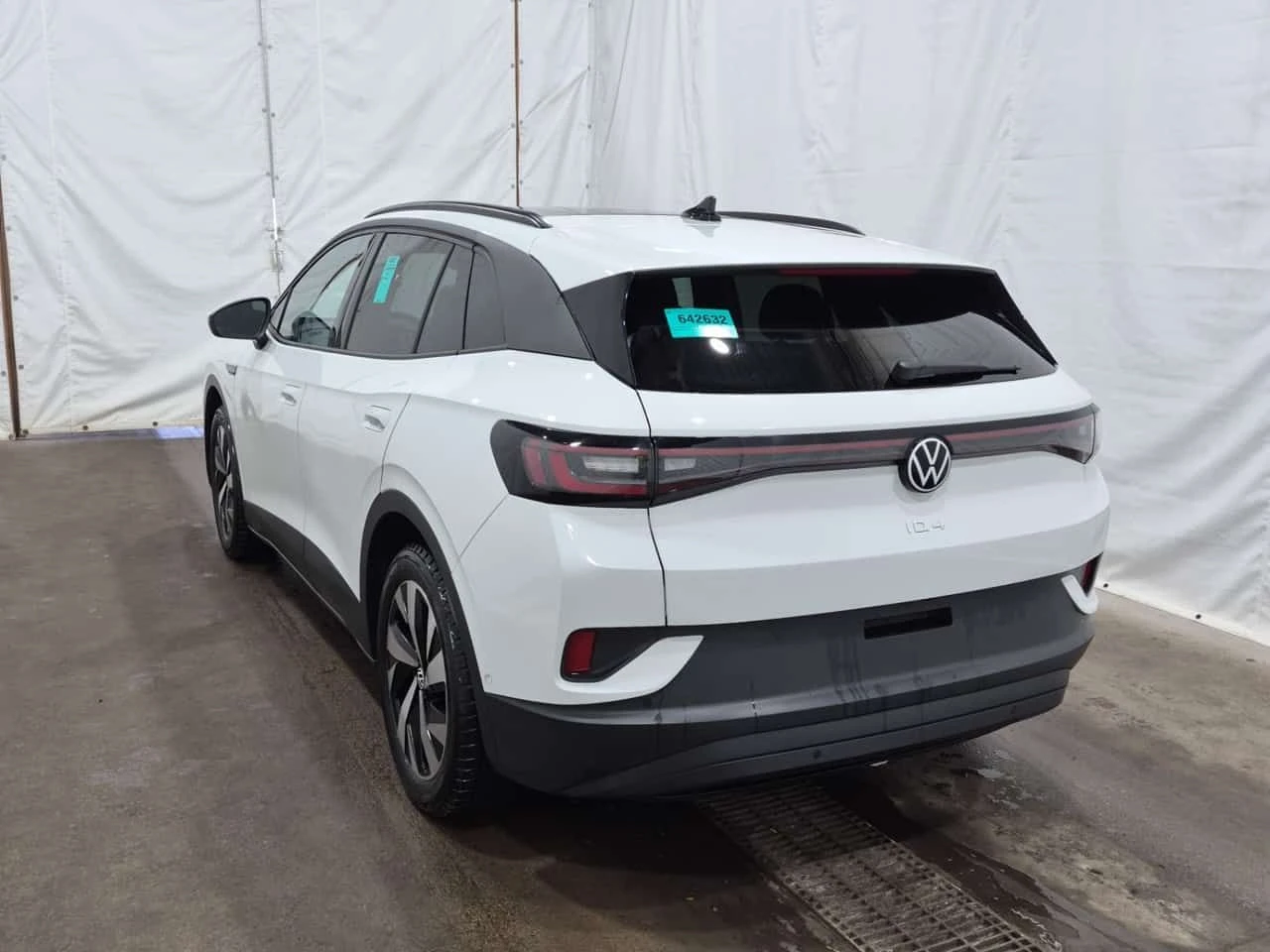 VW ID.4 PRO AWD * ПАНОРАМА* 2 КЛЮЧА* АМБИЕНТ* CARFAX * , снимка 4 - Автомобили и джипове - 53712899