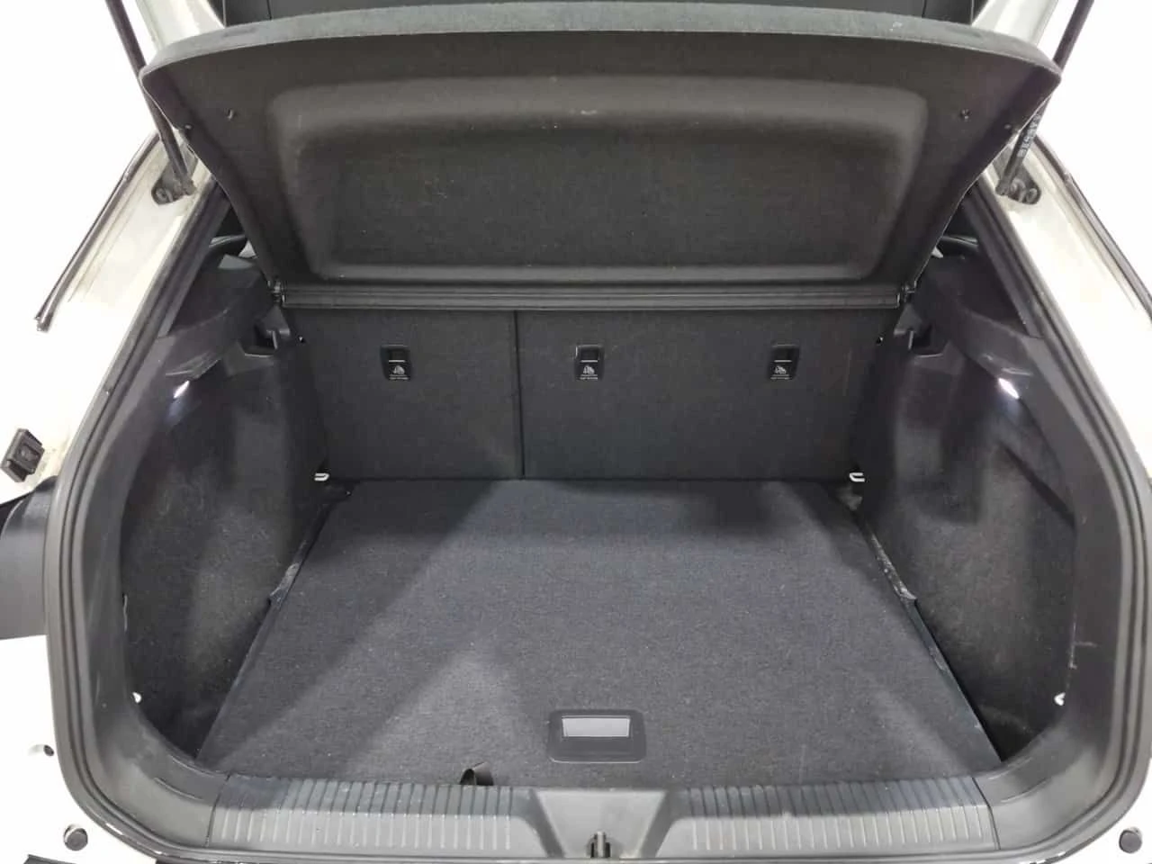 VW ID.4 PRO AWD * ПАНОРАМА* 2 КЛЮЧА* АМБИЕНТ* CARFAX * , снимка 14 - Автомобили и джипове - 53712899