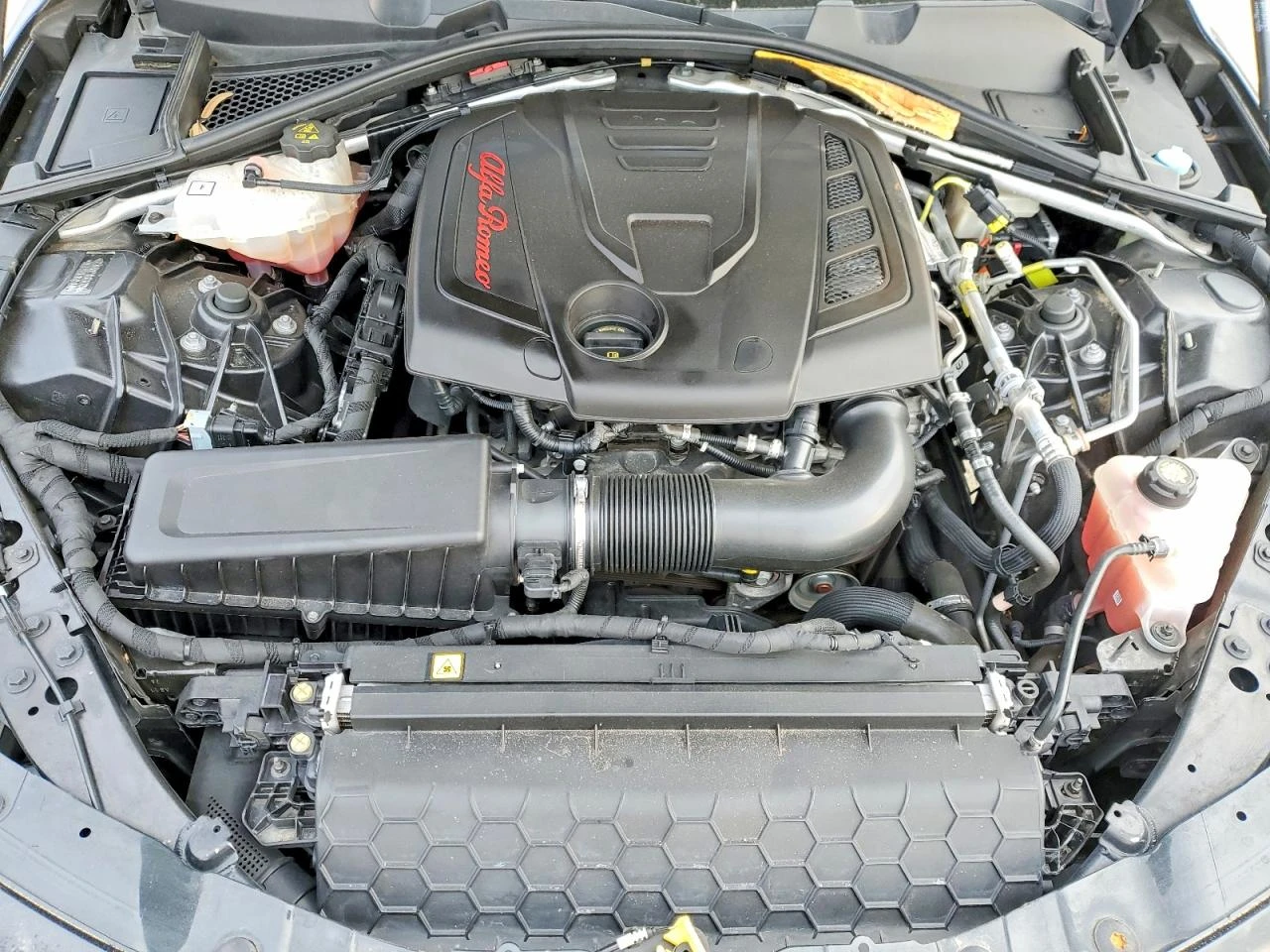 Alfa Romeo Giulia 2017 ALFA ROMEO GIULIA TI Q4, снимка 7 - Автомобили и джипове - 53827681