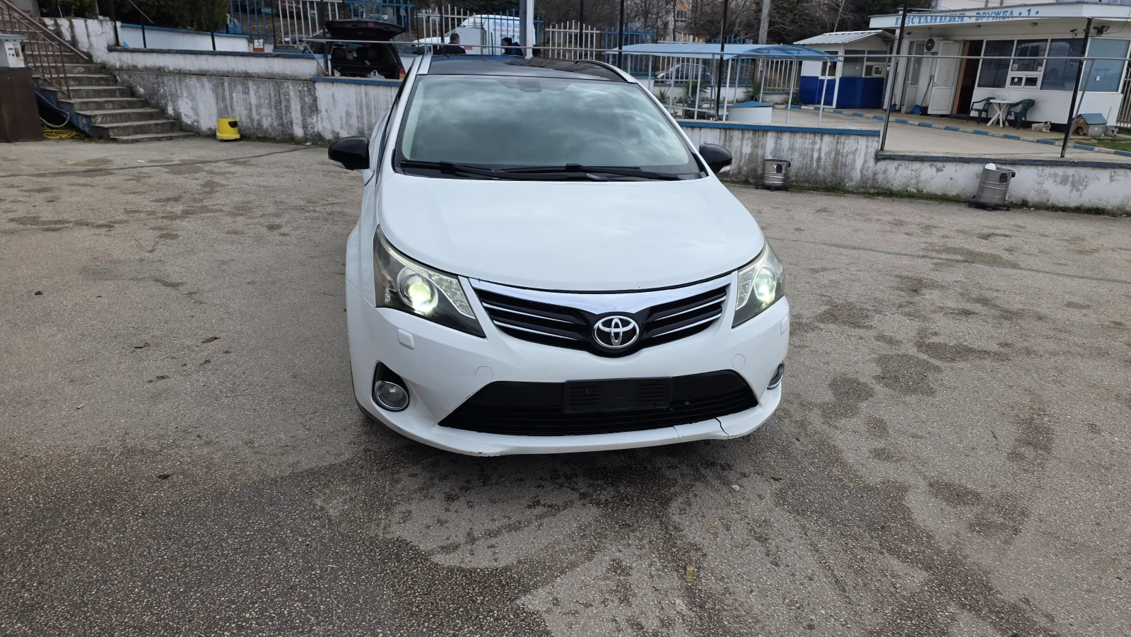 Toyota Avensis 2.0d, снимка 2 - Автомобили и джипове - 53906293