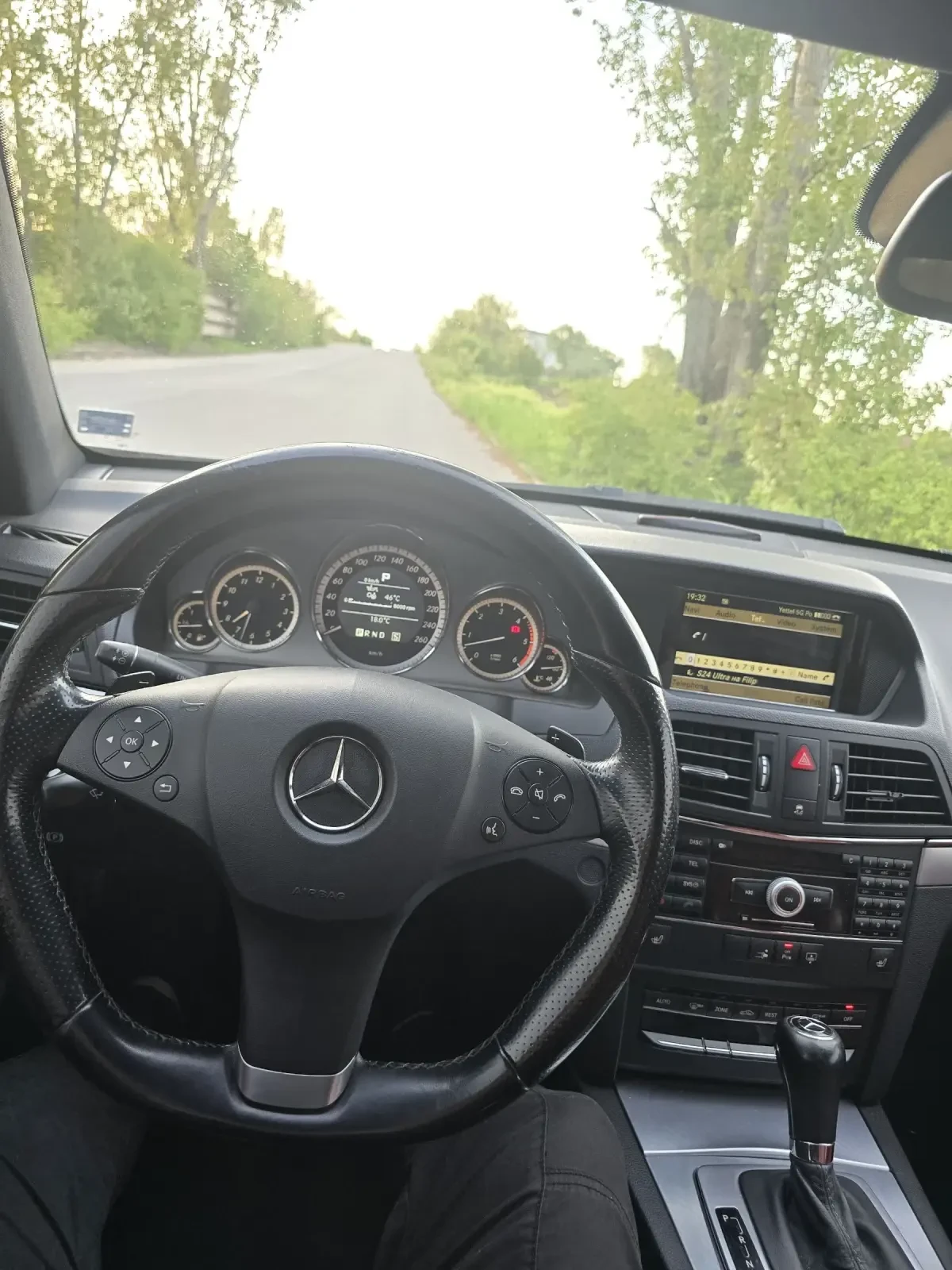 Mercedes-Benz E 350 7G/AMG/Keyless, снимка 9 - Автомобили и джипове - 54369856