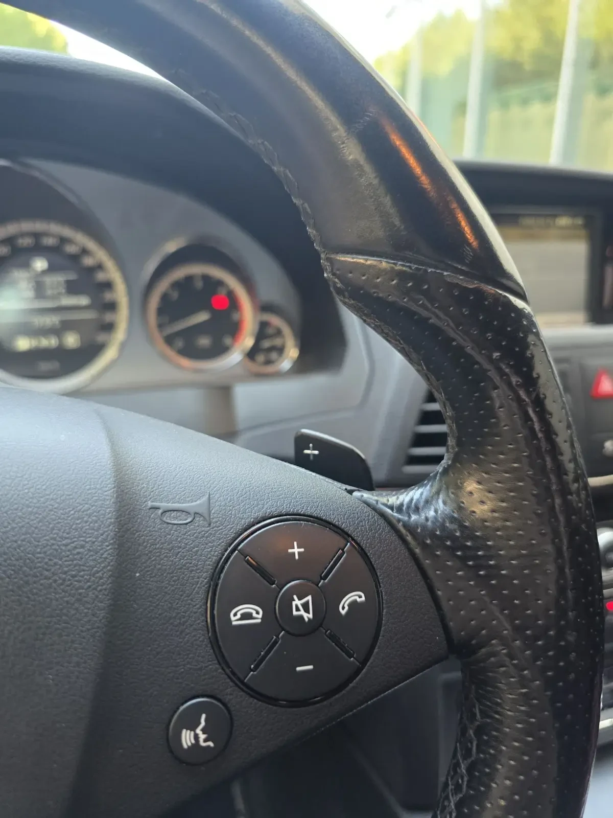 Mercedes-Benz E 350 AMG/Keyless, снимка 14 - Автомобили и джипове - 54098266