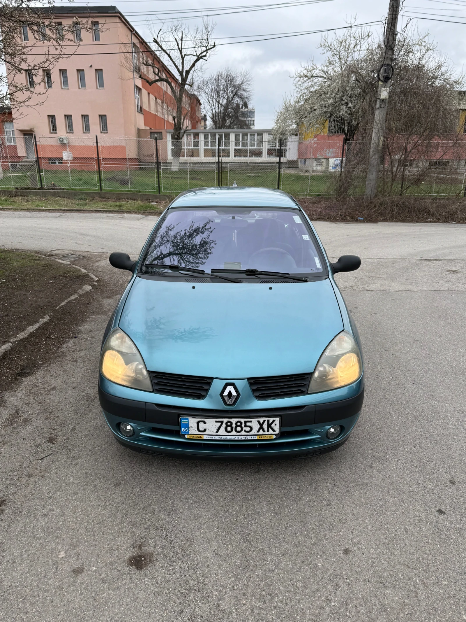 Renault Clio, снимка 7 - Автомобили и джипове - 54146519