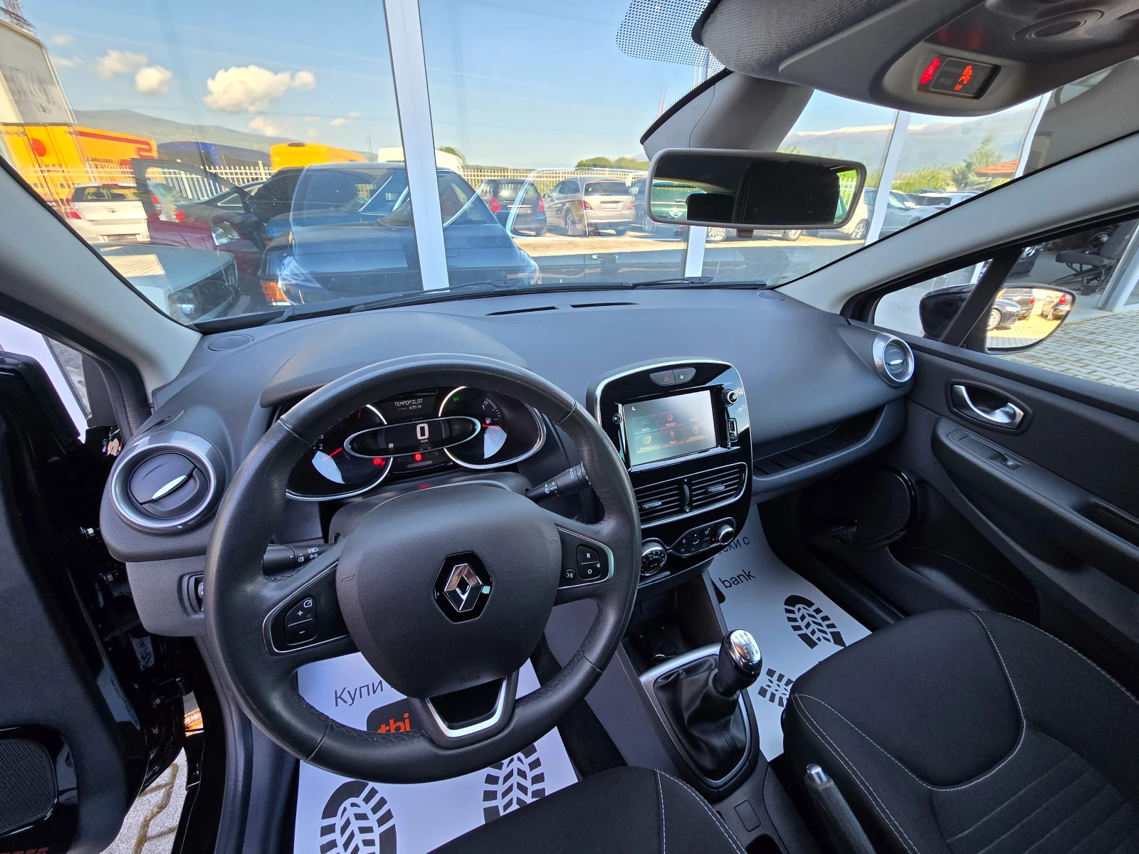 Renault Clio LIMITED* * 88000km!!!!!!, снимка 13 - Автомобили и джипове - 54419587