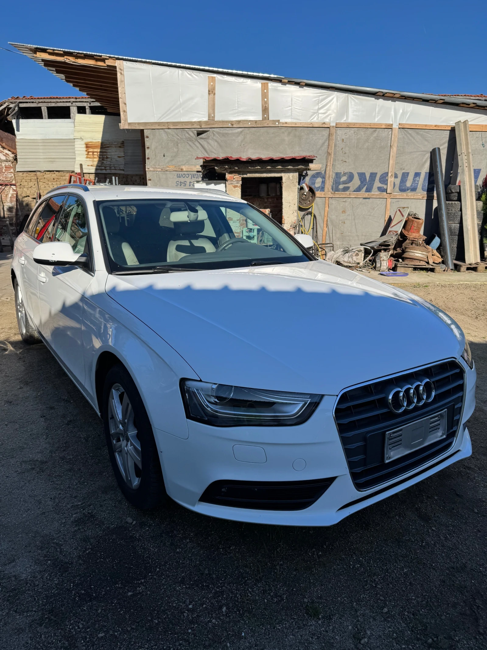 Audi A4 2.0 TDI, снимка 4 - Автомобили и джипове - 54894948