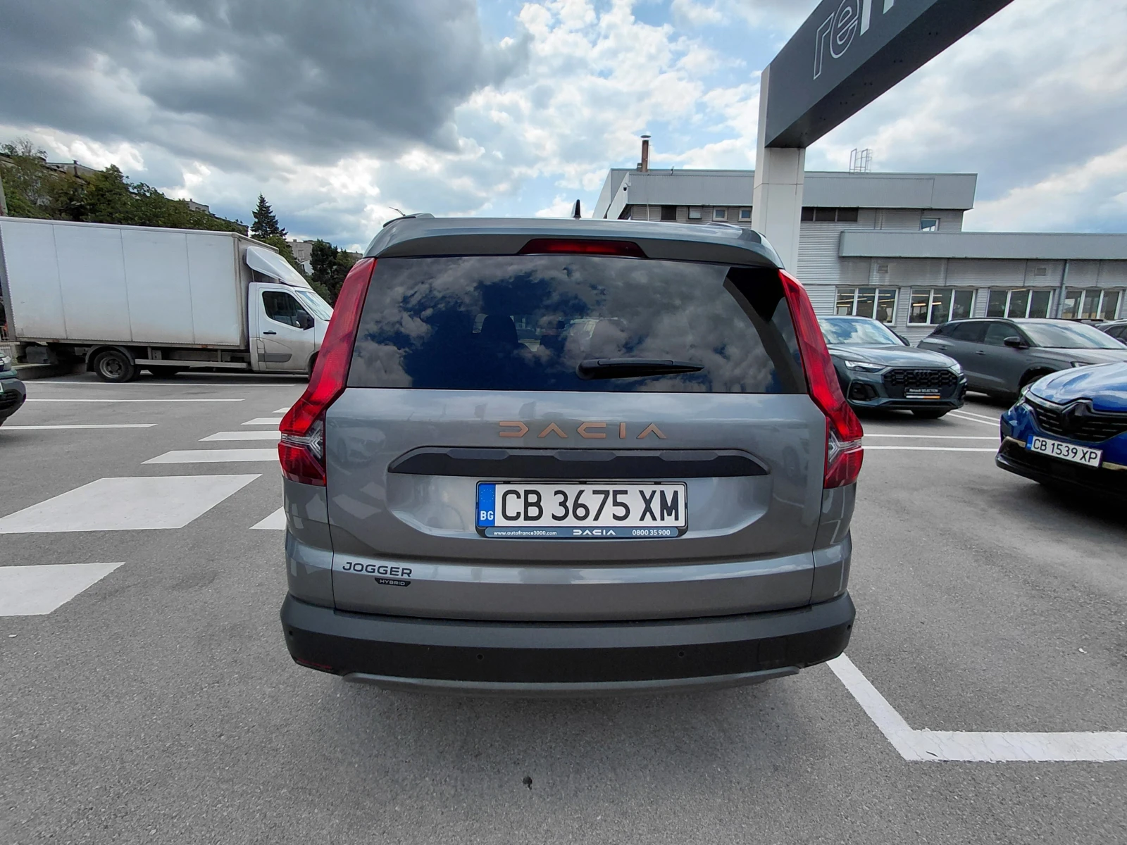 Dacia Jogger Extreme/HYBRID 140к.с/6+ 1 места, снимка 6 - Автомобили и джипове - 55175492