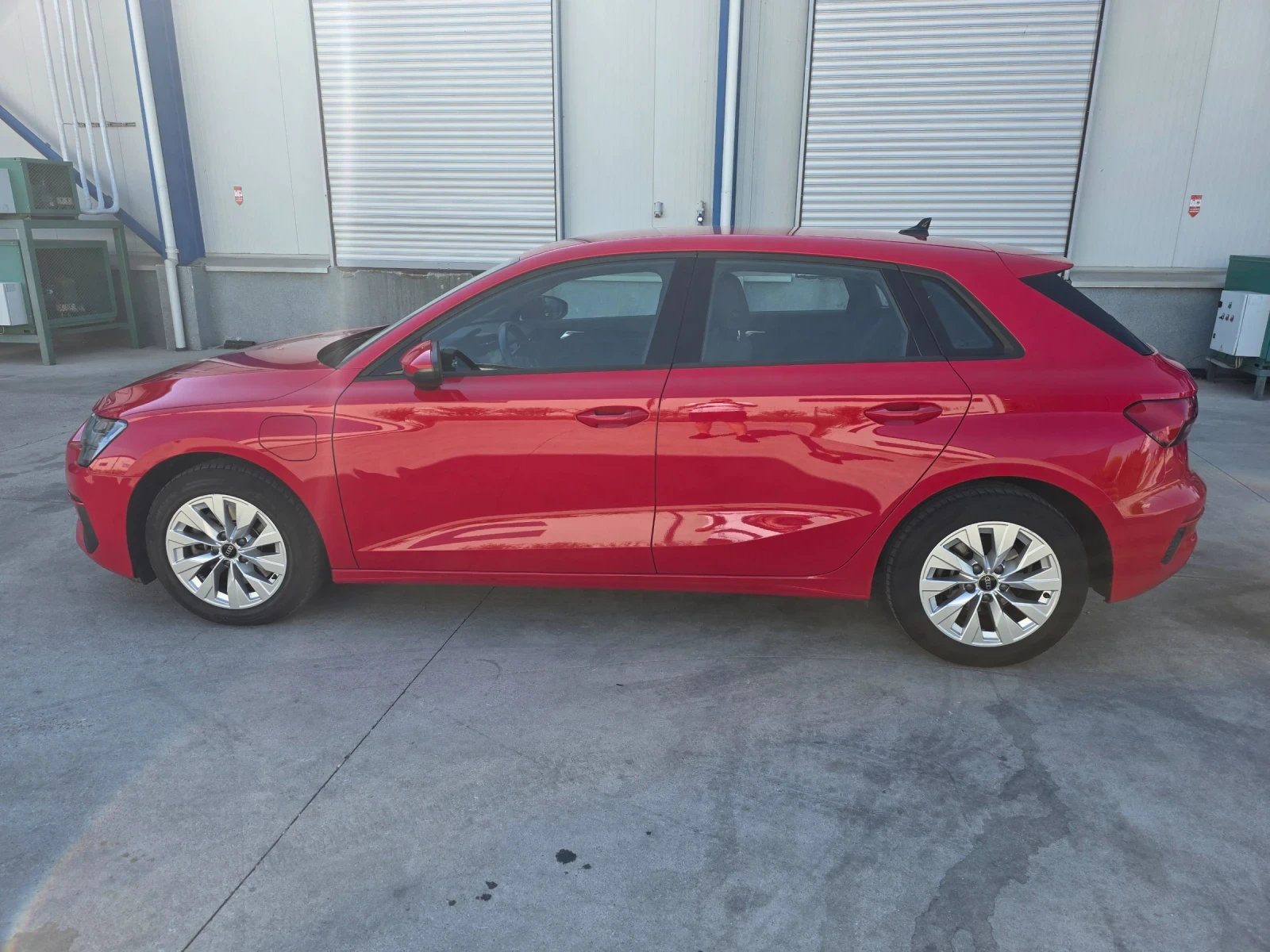 Audi A3 40 TFSIe, снимка 4 - Автомобили и джипове - 55670530