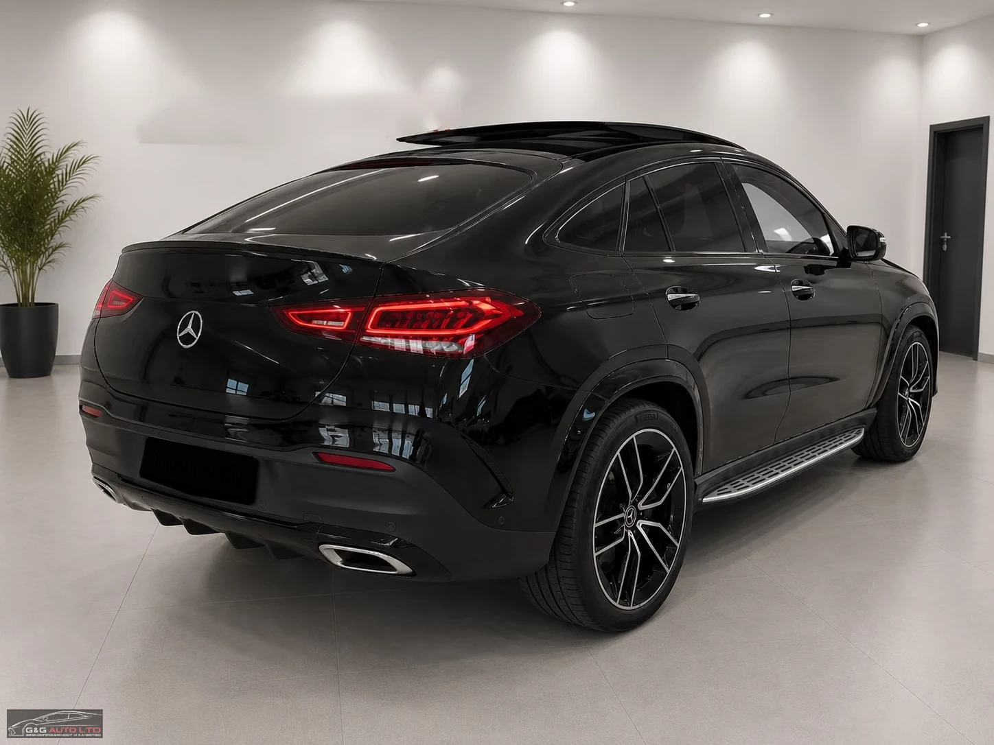 Mercedes-Benz GLE 450 d/MHEV/AMG/387HP/PANO/BURM/360/325h, снимка 2 - Автомобили и джипове - 55727687