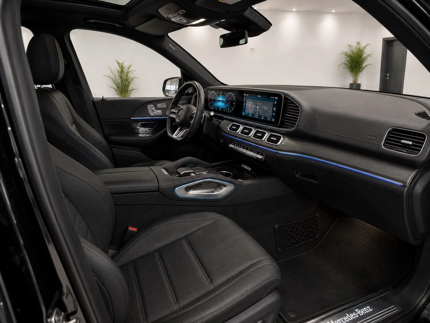 Mercedes-Benz GLE 450 d/MHEV/AMG/387HP/PANO/BURM/360/325h, снимка 7 - Автомобили и джипове - 55727687