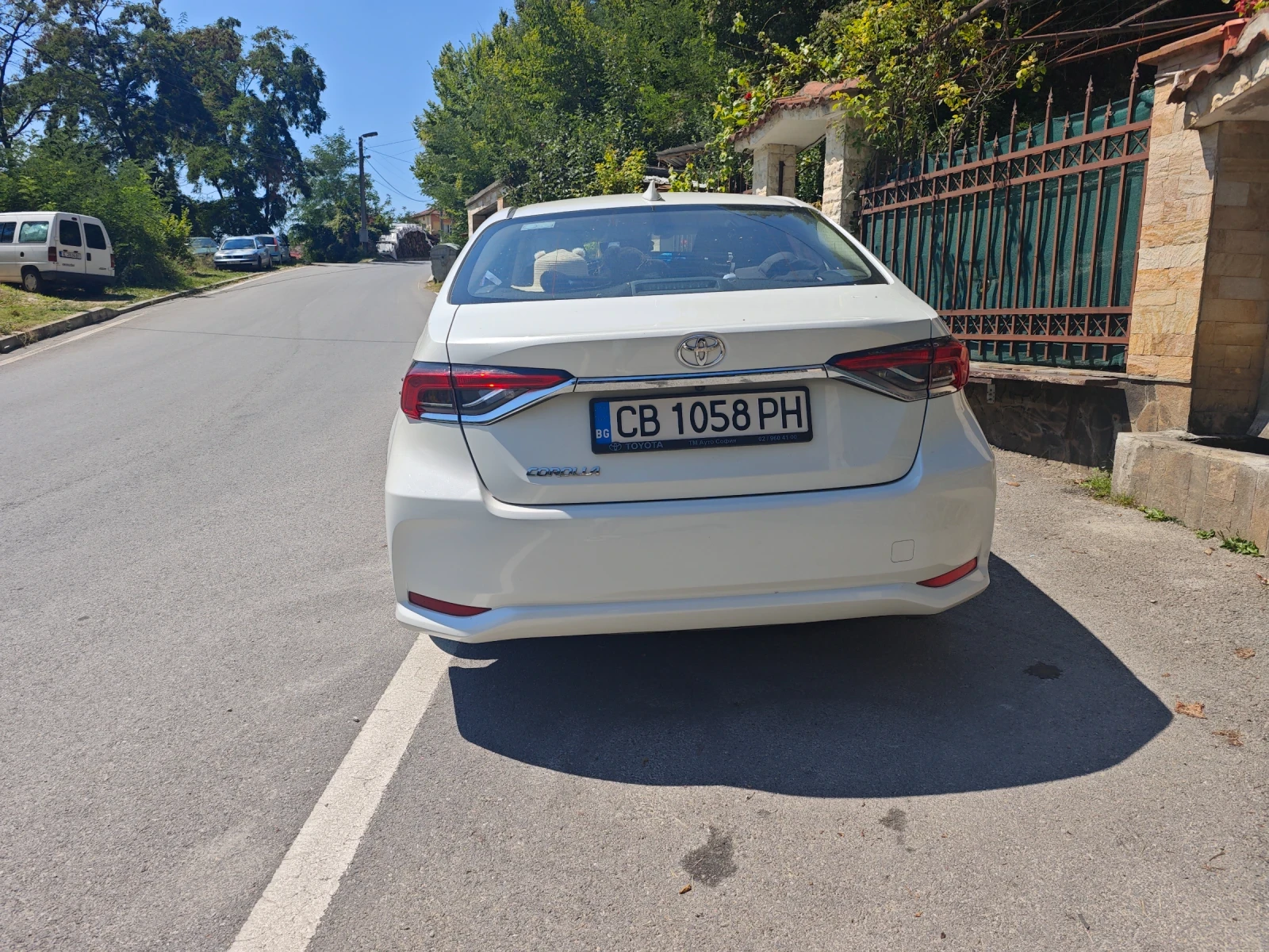 Toyota Corolla Executive, снимка 3 - Автомобили и джипове - 55750677