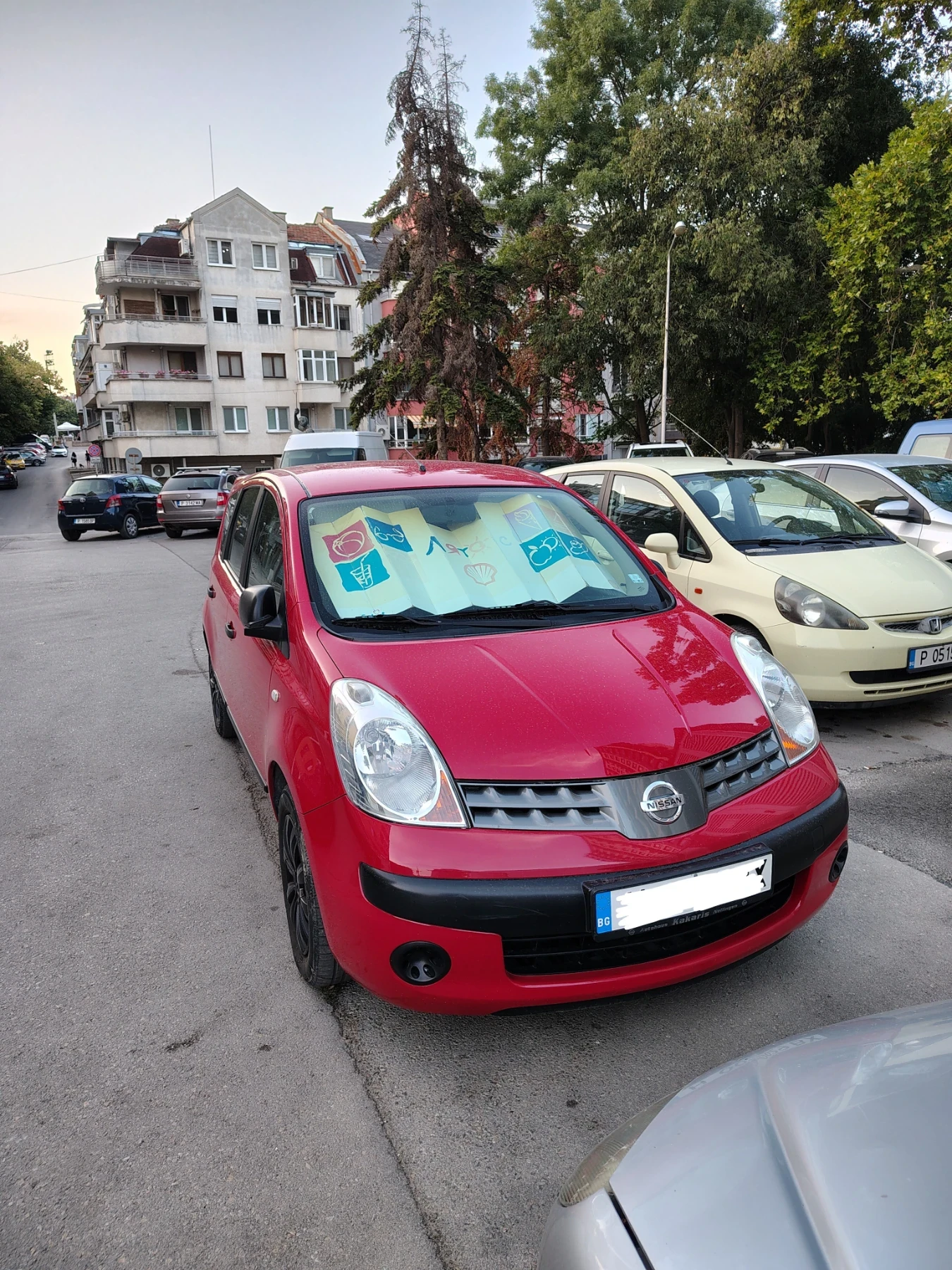 Nissan Note 1.4 16v, снимка 2 - Автомобили и джипове - 55873857