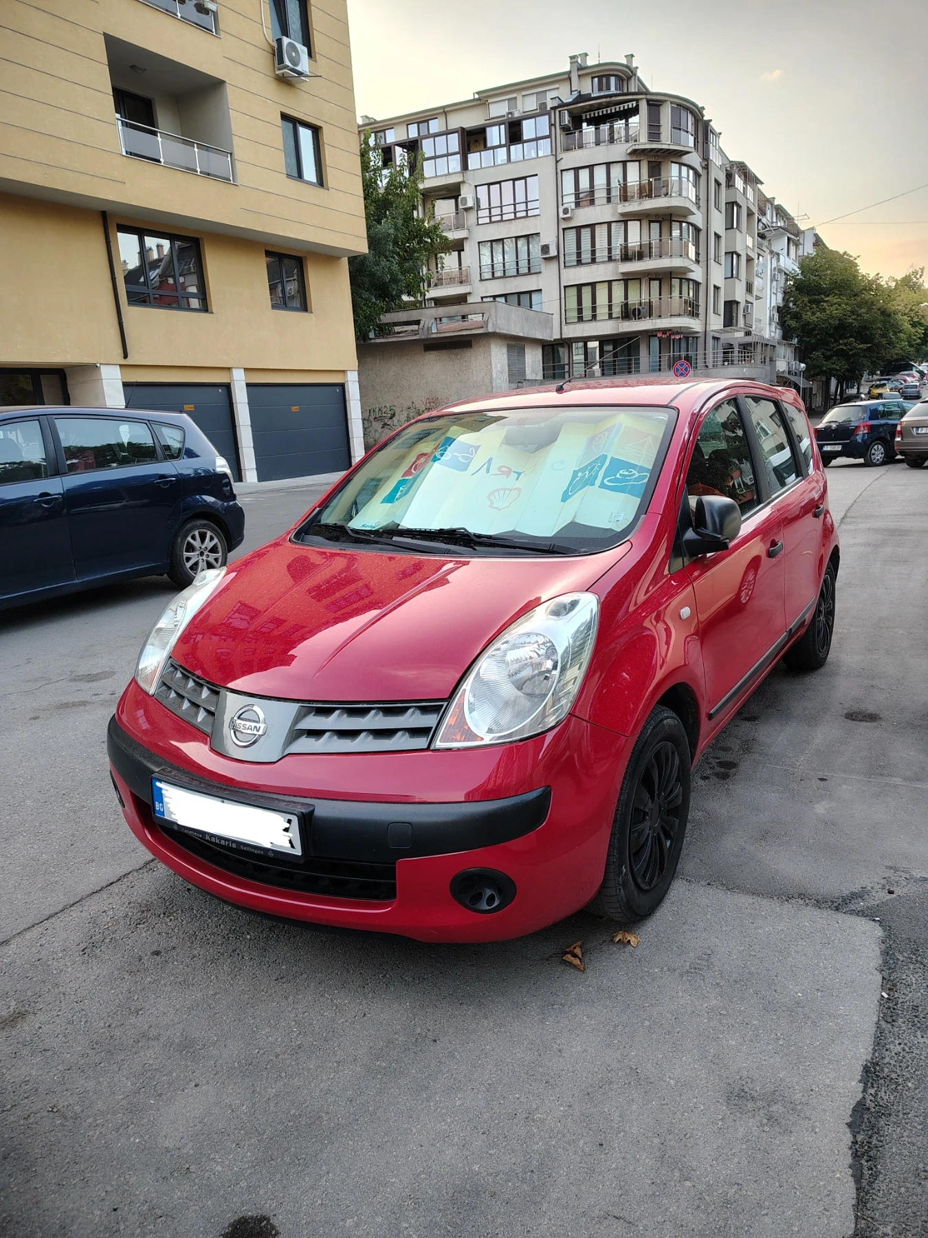 Nissan Note 1.4 16v, снимка 4 - Автомобили и джипове - 55873857