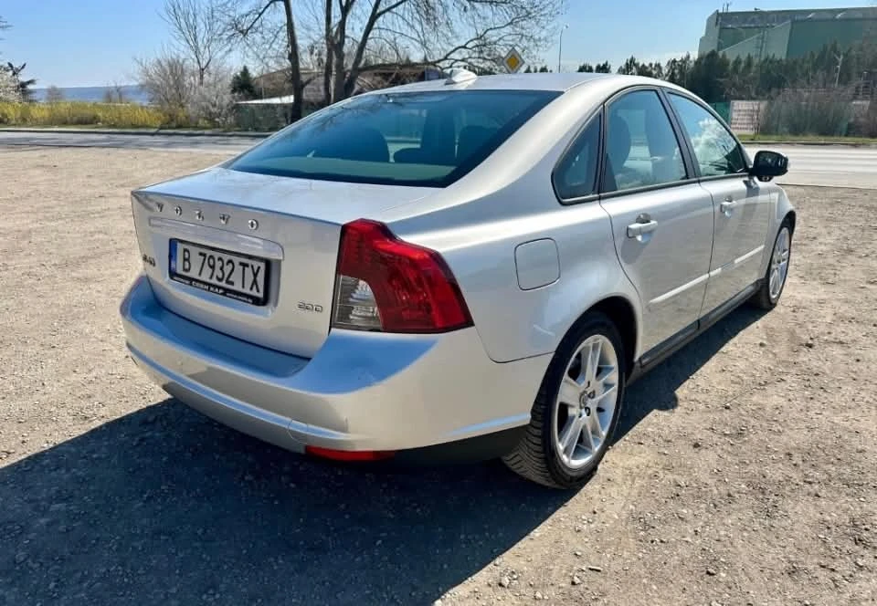 Volvo S40, снимка 8 - Автомобили и джипове - 55954323