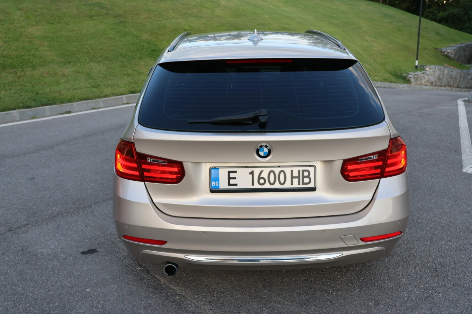 BMW 320, снимка 6 - Автомобили и джипове - 56107484