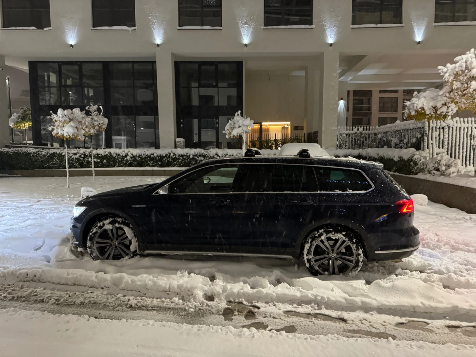 VW Alltrack 2.0 BiTurbo, снимка 12 - Автомобили и джипове - 56548259