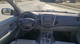 Toyota Hilux 3, 0  D-4D Климатроник, снимка 8