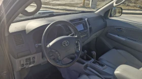 Toyota Hilux 3, 0  D-4D Климатроник, снимка 16