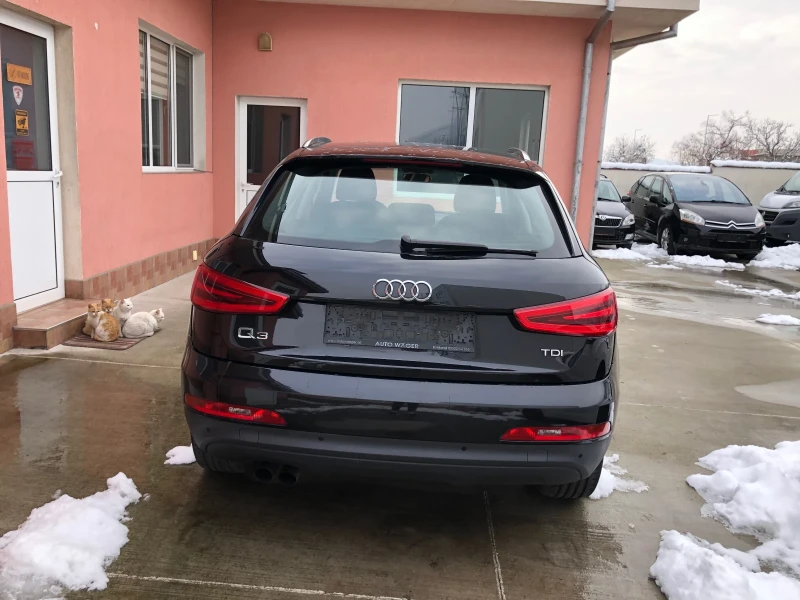 Audi Q3 2.0TDI, снимка 4 - Автомобили и джипове - 48681033