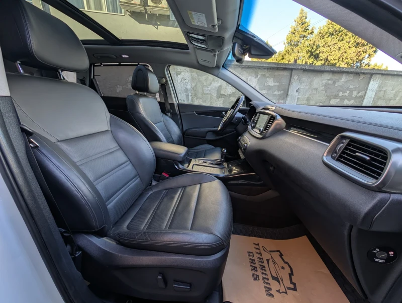 Kia Sorento 2.2CRDI* 4x4* Platinum* Обдухване* Панорамa* 360, снимка 9 - Автомобили и джипове - 52370274