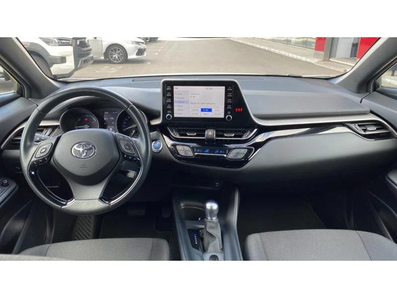 Toyota C-HR 1.8H - изображение 8