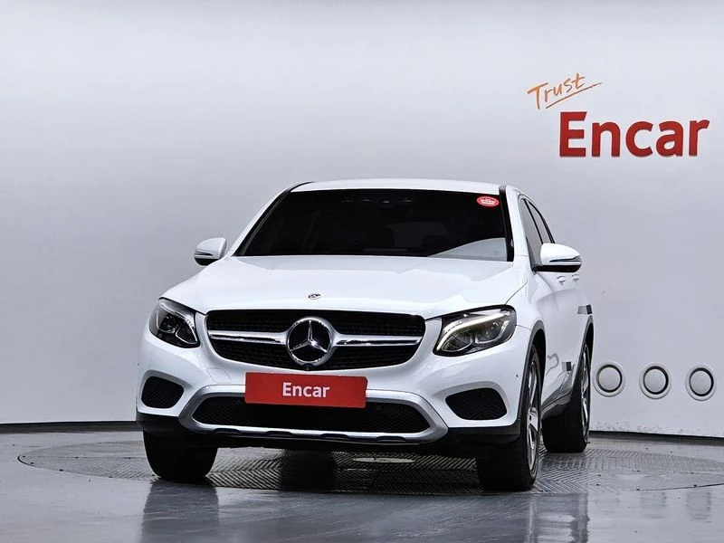 Mercedes-Benz GLC GCL300 4MATIC Coupe| 245к.с.| ВКЛ.ТЕХНОТЕСТ, снимка 3 - Автомобили и джипове - 55300110