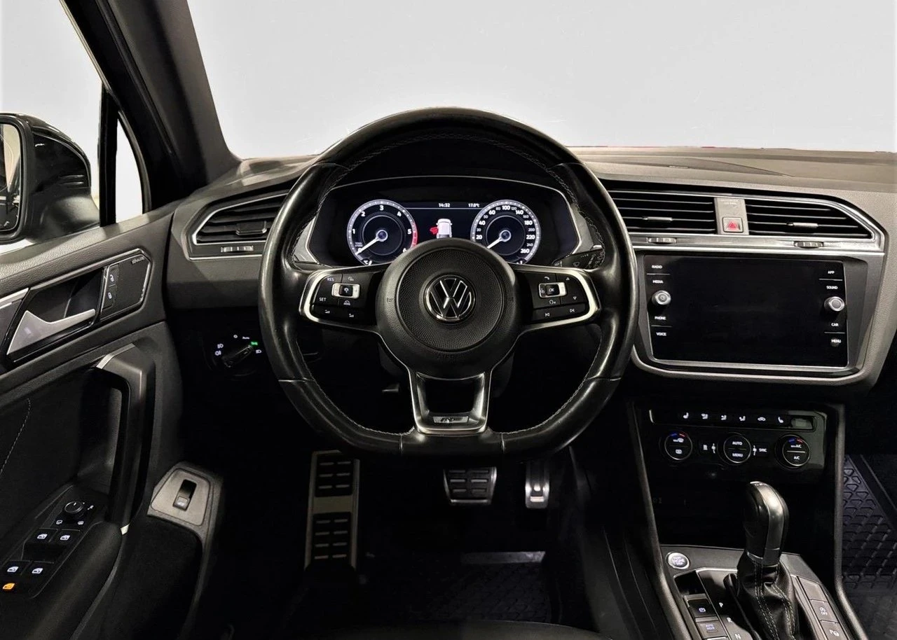 VW Tiguan GTS 240hk R line - изображение 5