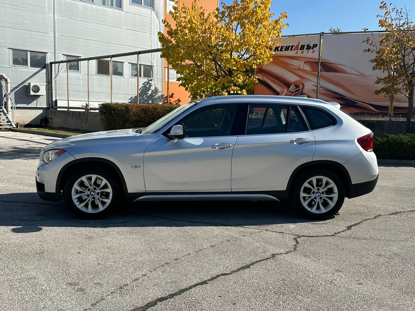 BMW X1 2.0i 245 к.с. XDrive/facelift/реални км - изображение 2