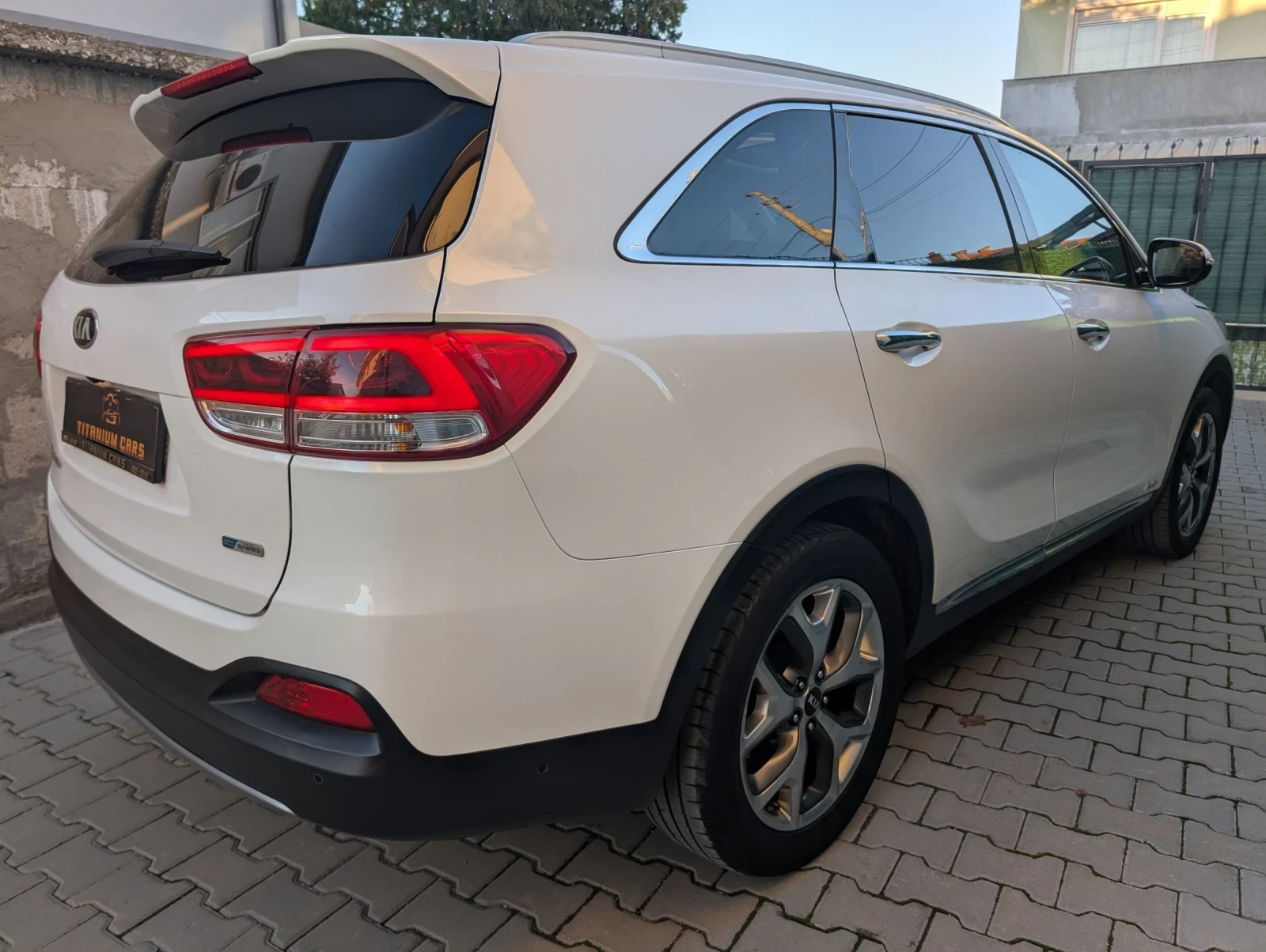 Kia Sorento 2.2CRDI* 4x4* Platinum* Обдухване* Панорамa* 360 - изображение 7