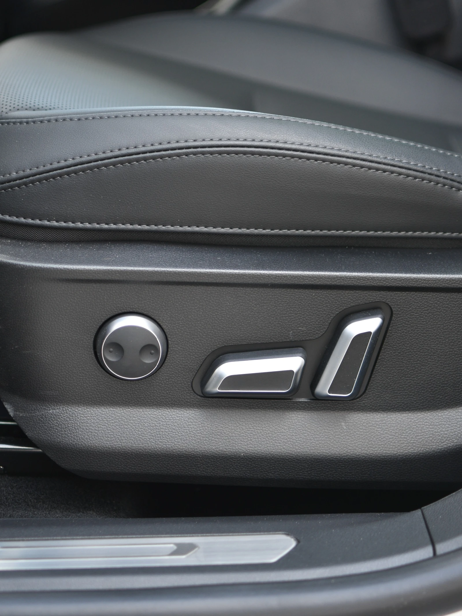 Haval H6 Supreme 4WD, снимка 14 - Автомобили и джипове - 54344738