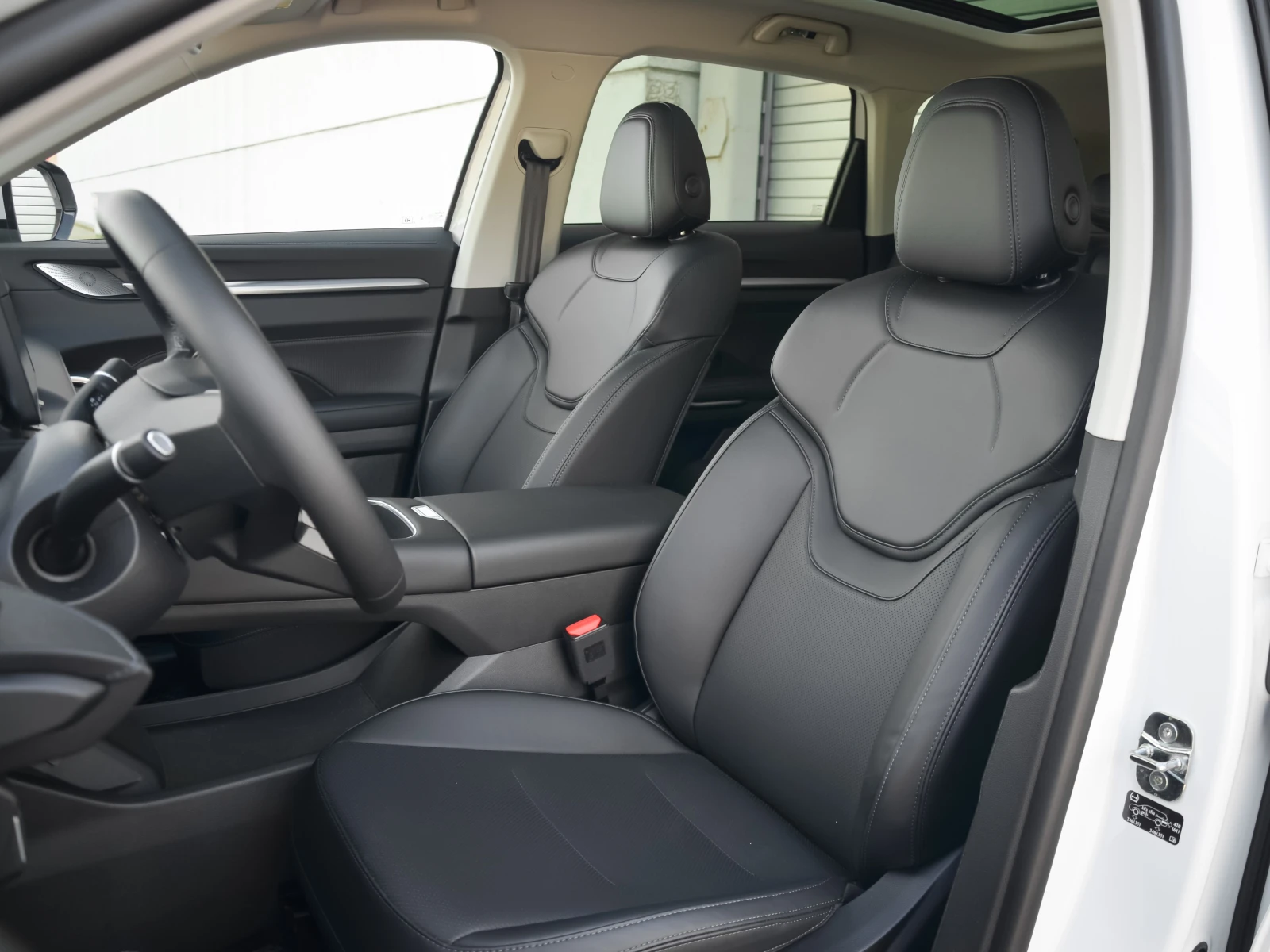 Haval H6 Supreme 4WD, снимка 8 - Автомобили и джипове - 54344738