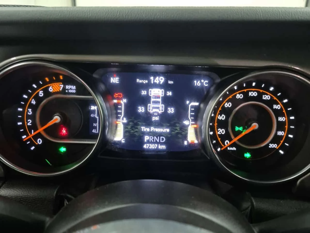 Jeep Wrangler * SAHARA * 2 ����� * ������� * ����� * NAVI | Mobile.bg � ����������� 9