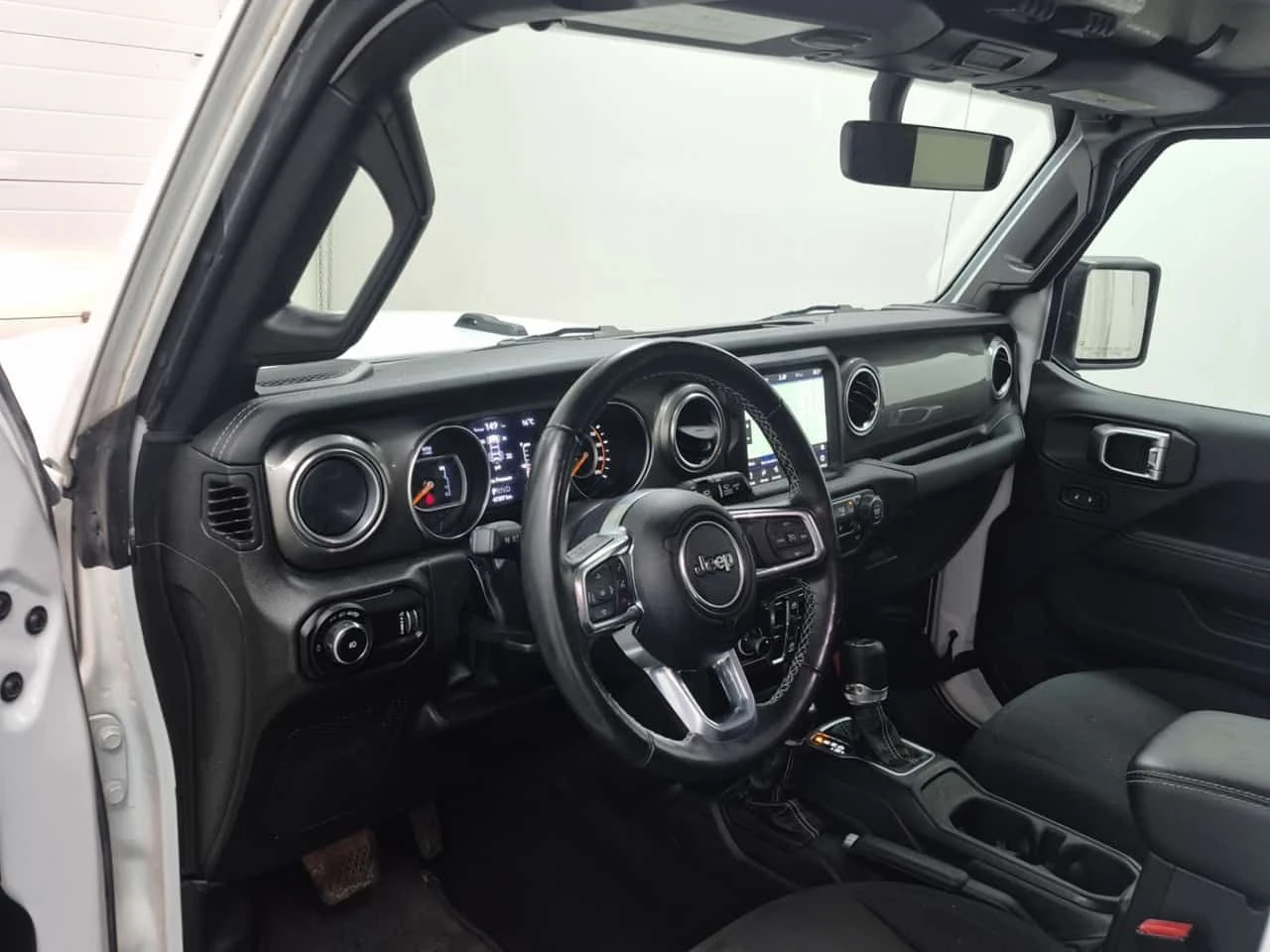 Jeep Wrangler * SAHARA * 2 ����� * ������� * ����� * NAVI | Mobile.bg � ����������� 10