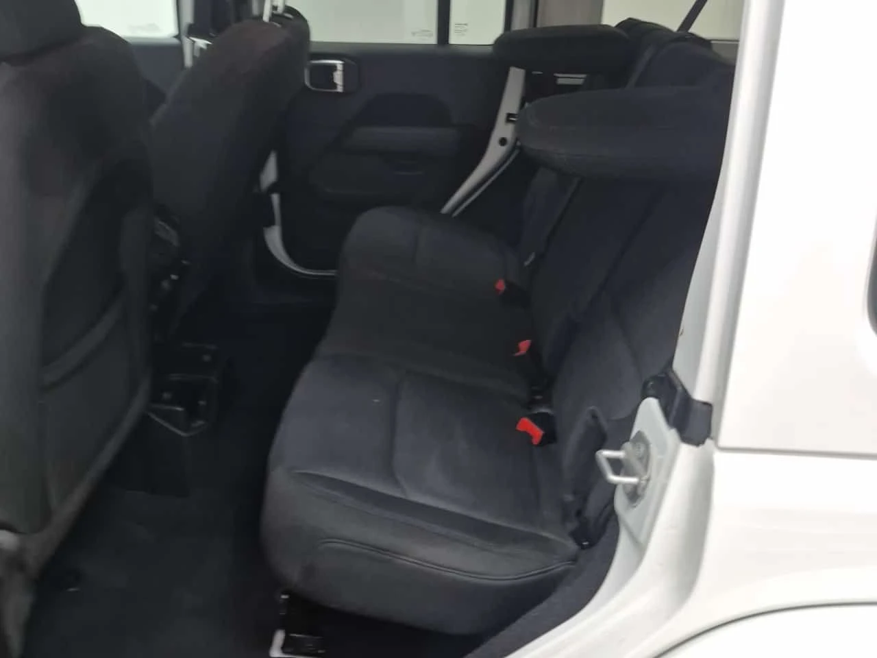 Jeep Wrangler * SAHARA * 2 ����� * ������� * ����� * NAVI | Mobile.bg � ����������� 12