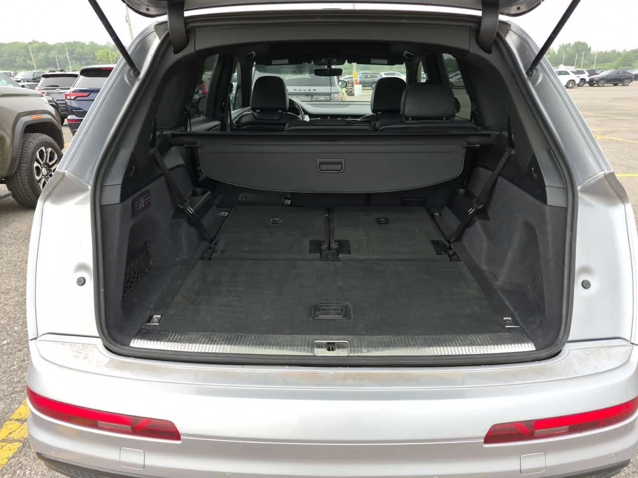Audi Q7 * TECHNIK * CARFAX * ОПЦИЯ ЗА ФИНАНСИРАНЕ, снимка 14 - Автомобили и джипове - 55547275