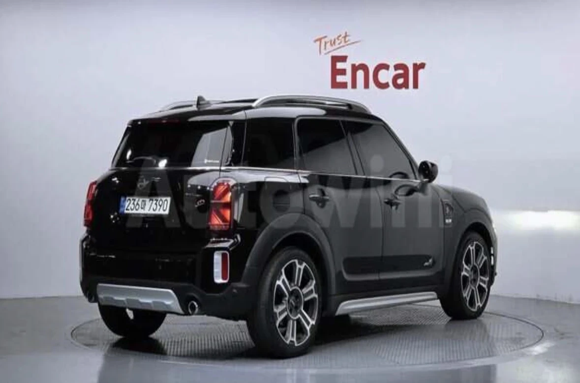 Mini Countryman SD ALL4, снимка 3 - Автомобили и джипове - 55746501