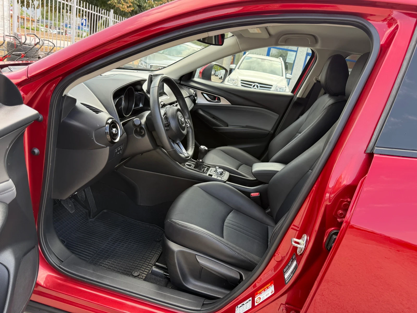 Mazda CX-3 FACE* 1.8 Diesel* LED* HUD* Keyless Go, снимка 6 - Автомобили и джипове - 55789740