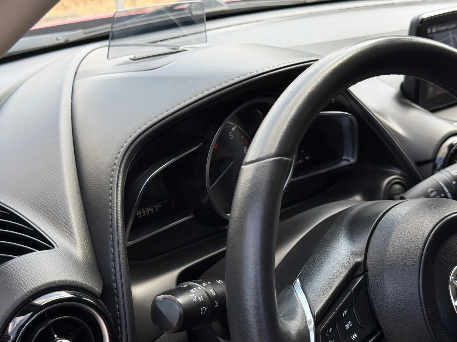 Mazda CX-3 FACE* 1.8 Diesel* LED* HUD* Keyless Go, снимка 11 - Автомобили и джипове - 55789740