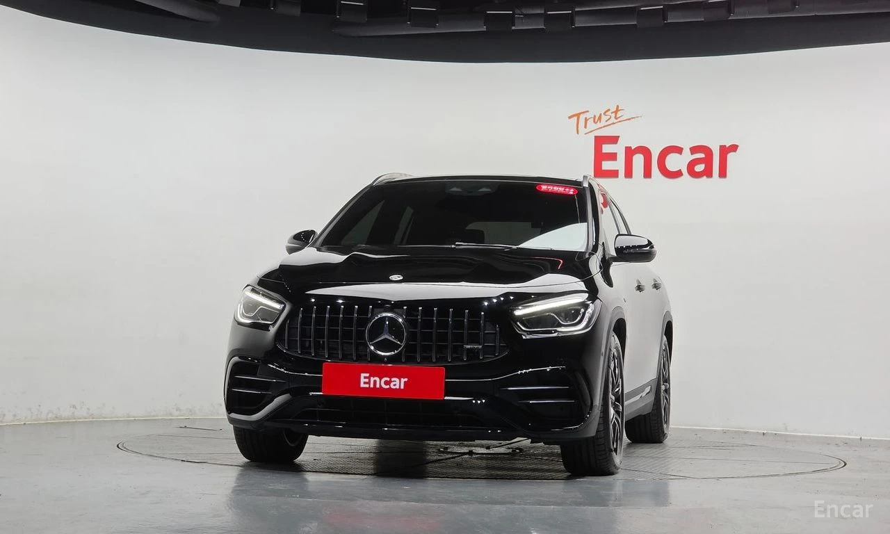 Mercedes-Benz GLA 45 AMG 4MATIC+ * BURMESTER* ДИСТРОНИК* ХЕДЪП* 360КАМЕРА* , снимка 3 - Автомобили и джипове - 56046042