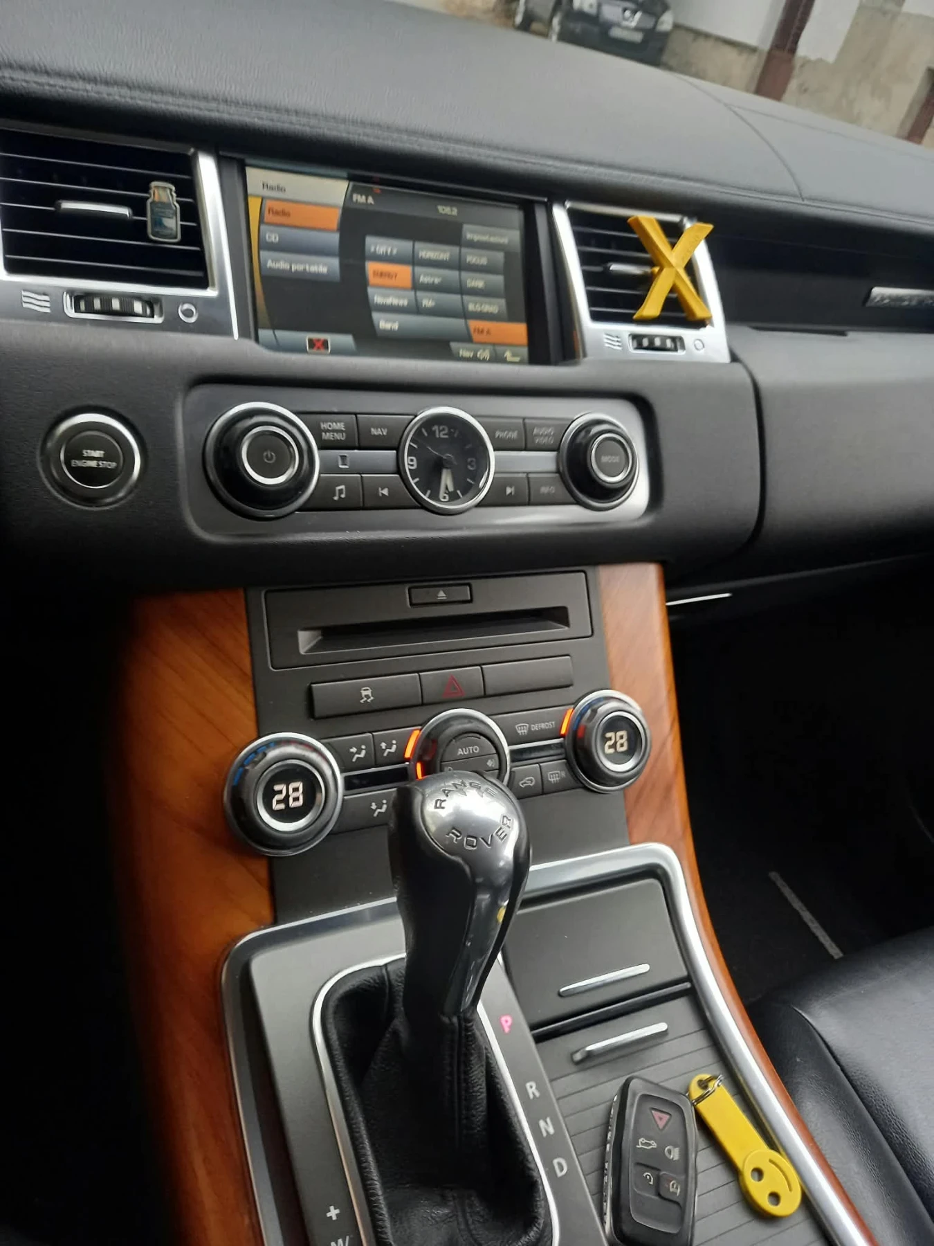 Land Rover Range Rover Sport, снимка 9 - Автомобили и джипове - 56557406