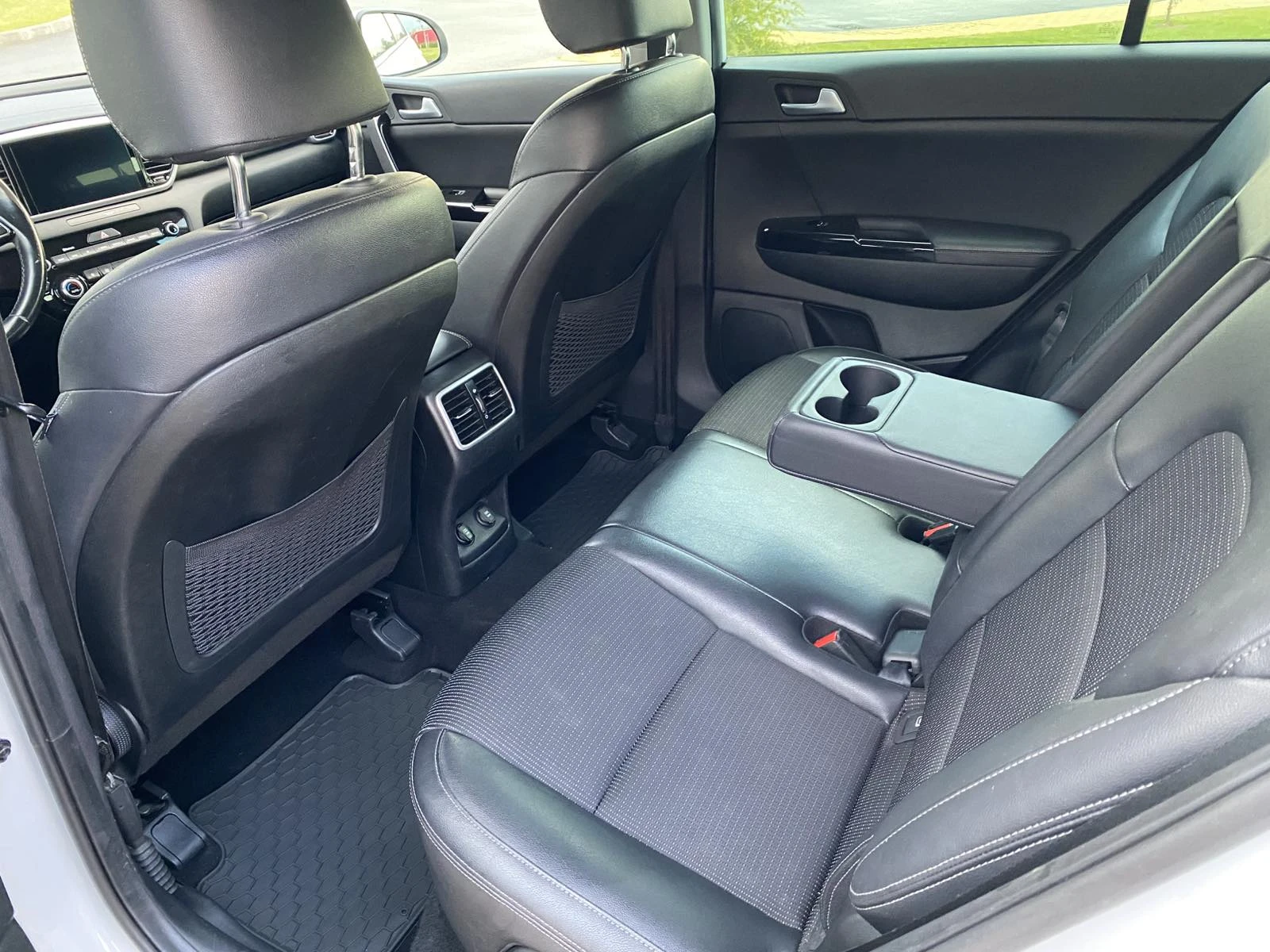 Kia Sportage  1.6 CRDi /MHEV /Black Edition /Business | Mobile.bg � ����������� 12