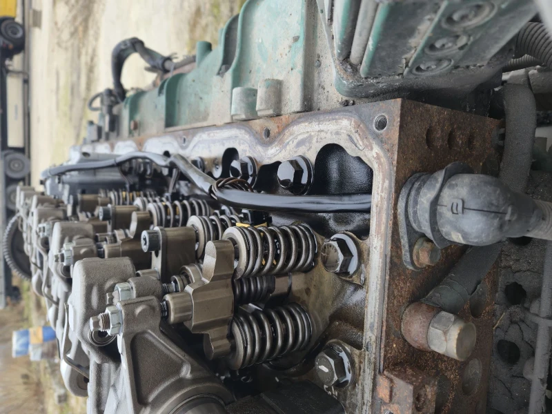 Volvo Fh Ръчни скорости, снимка 13 - Камиони - 53069600