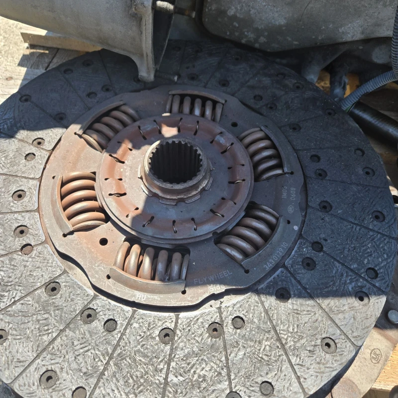 Volvo Fh Ръчни скорости, снимка 7 - Камиони - 52659762