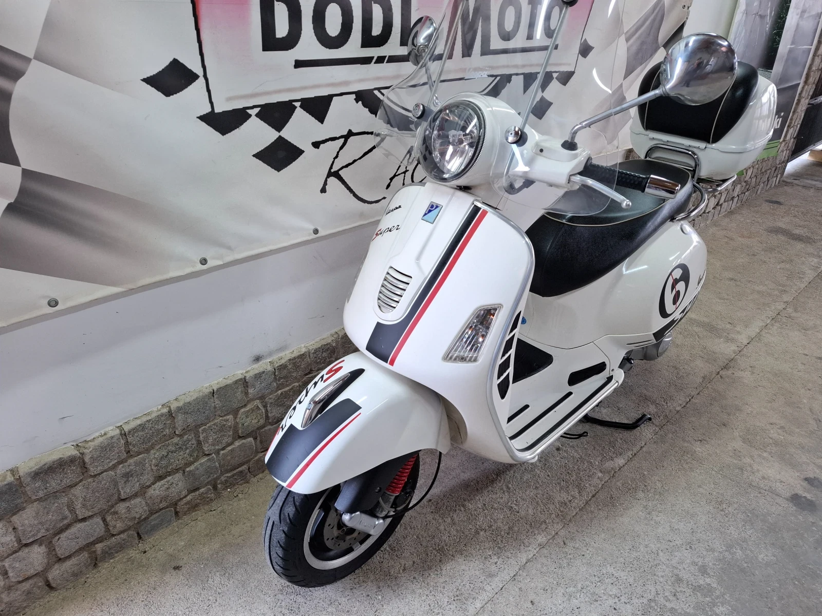 Vespa GTS 300ie, снимка 8 - Мотоциклети и мототехника - 54137912