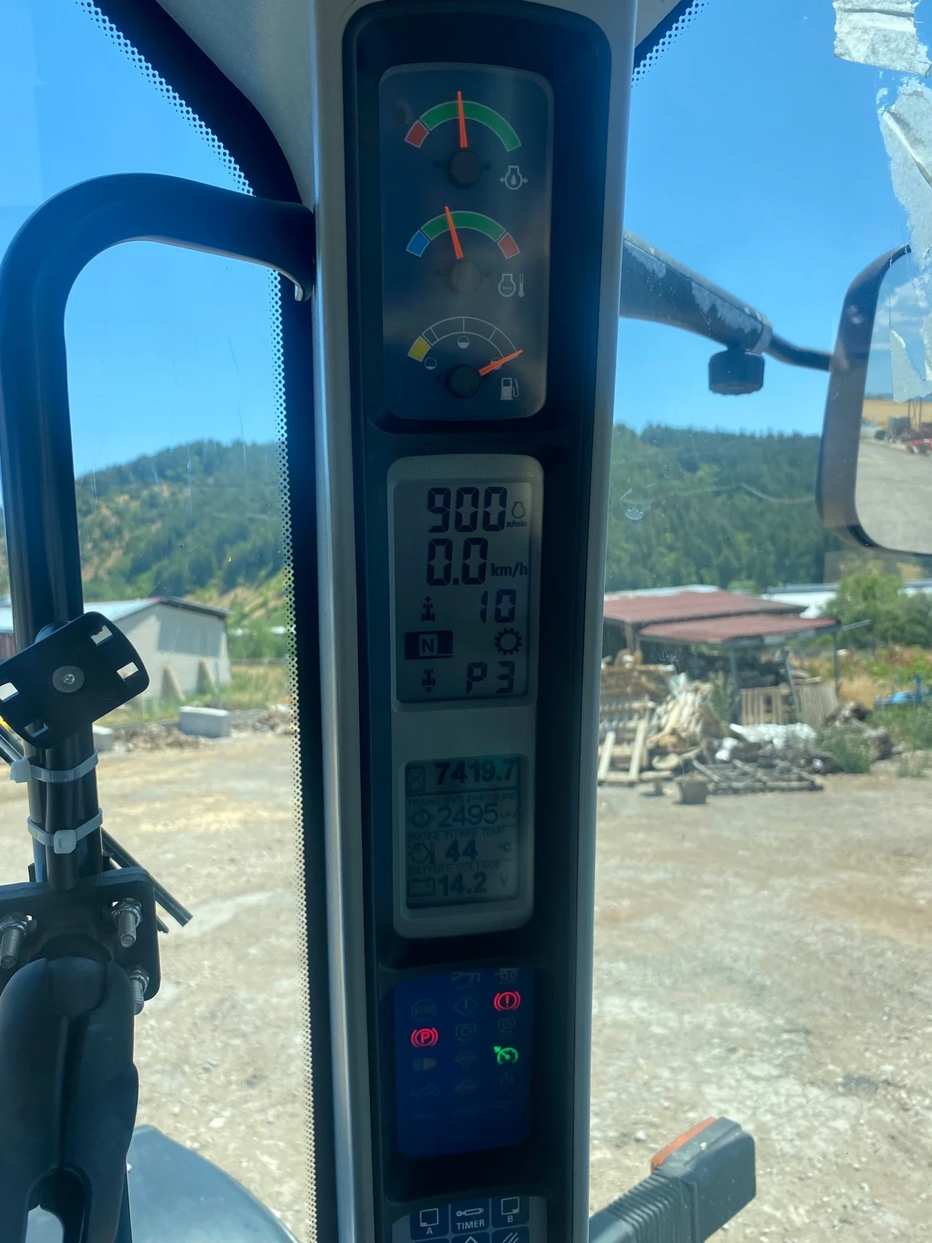 Трактор New Holland T8050 - изображение 7